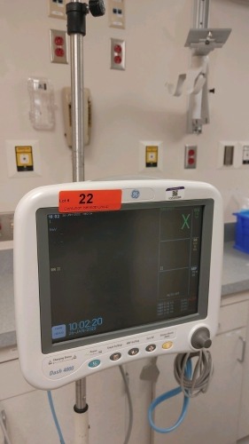 GENERAL ELECTRIC DASH 4000 PATIENT MONITOR WITH MASIMO ON CART