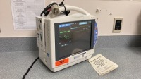 NIHON KOHDEN MU-631RA PATIENT MONITOR WITH MULTIPARAMETER MODULE