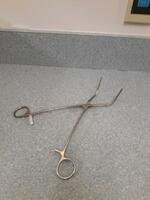 LOT OF ASSORTED SCISSORS AND CLAMPS