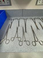 LOT OF ASSORTED SCISSORS AND CLAMPS