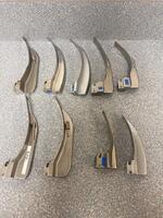 LOT OF LARYNGOSCOPE BLADES