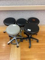 LOT OF 5 EXAM STOOLS