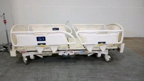 STRYKER FL28EX HOSPITAL BED WITH HEAD AND FOOT BOARDS (BED EXIT, SCALE)