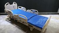 HILL-ROM VERSACARE HOSPITAL BED