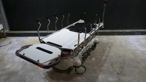 STRYKER 1061 GYNNIE STRETCHER