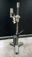 TOPCON OMS 300 SURGICAL MICROSCOPE TO INCLUDE SINGLE MOUNT BINOCULAR WITH EYEPIECES BOTH (12.5X) BOTTOM LENSE (F=200) ON STAND