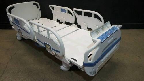 STRYKER 3005 S3 HOSPITAL BED WITH FOOTBOARD (CHAPERONE WITH ZONE CONTROL, BED EXIT, SCALE) (IBED AWARENESS)