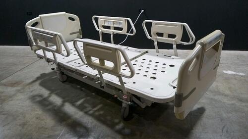 HILL-ROM ADVANTA HOSPITAL BED