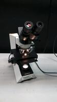 OLYMPUS CH3 LAB MICROSCOPE WITH EYEPIECES BOTH (10X/18) & 4 OBJECTIVES (100,40,10,4)