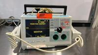 ZOLL MSERIES BIPHASIC DEFIBRILLATOR WITH PADDLES,BATTERY, 3LEAD, PACER, ANALYZER