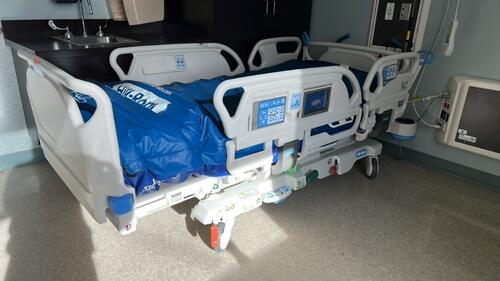 HILLROM P7500 PROGRESSA THERAPY WITH STAYINPLACE HOSPITAL BED