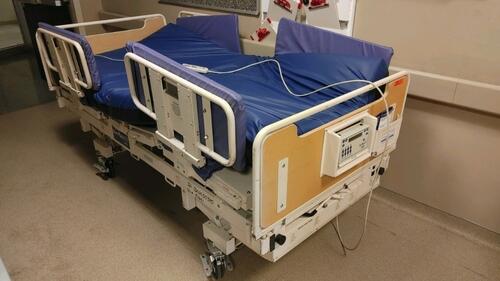 KCI BARIMAXX II BARIATRIC HOSPITAL BED