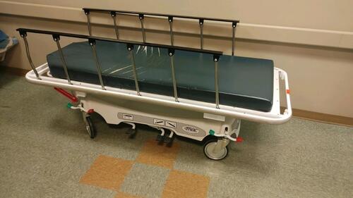 MAC MEDICAL 1000 PATIENT TRANSPORT STRETCHER