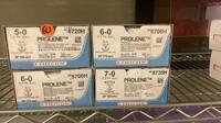 LOT OF ETHICON PROLENE SUTURES SEALED (INDATE) REF EXP QTY IN BOX