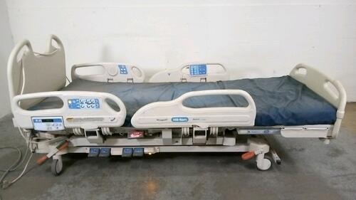 HILL-ROM P3200 VERSACARE HOSPITAL BED