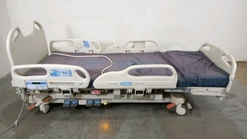 HILL-ROM P3200 VERSACARE HOSPITAL BED