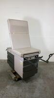 RITTER/MIDMARK 104 EXAM TABLE