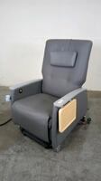 RECLINER WITH SEAT HEATER