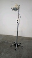 OLYMPIC 31 WARM-LAMP ON ROLLING STAND