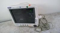 GE DASH 4000 PATIENT MONITOR WITH CAPNOFLEX CO2 MODULE AND ECG CABLE