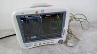 GE DASH 4000 PATIENT MONITOR WITH ECG CABLE