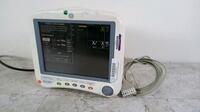 GE DASH 4000 PATIENT MONITOR WITH ECG CABLE