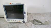 GE DASH 4000 PATIENT MONITOR WITH ECG CABLE