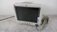 GE DASH 4000 PATIENT MONITOR WITH ECG CABLE