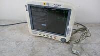 GE DASH 4000 PATIENT MONITOR WITH ECG CABLE