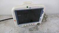 GE DASH 4000 PATIENT MONITOR WITH ECG CABLE