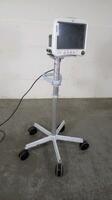 GE DASH 4000 PATIENT MONITOR ON ROLLING STAND