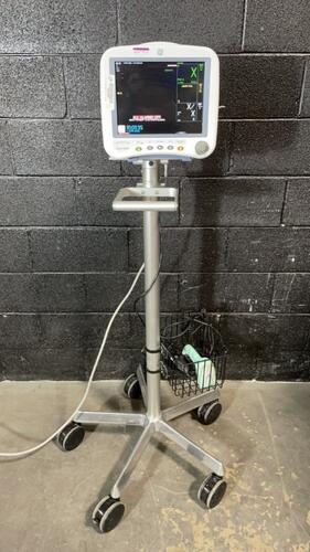 GE DASH 4000 PATIENT MONITOR