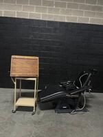 DEXTA MK25X EXAM CHAIR W/FOOTSWITCH