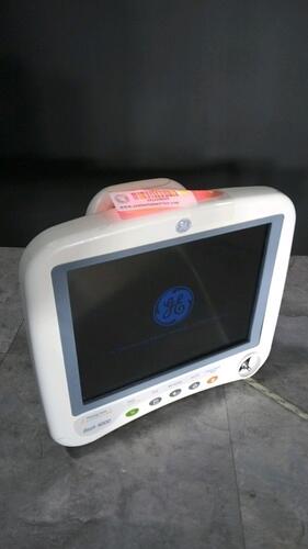 GE DASH 4000 PATIENT MONITOR