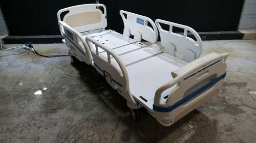 STRYKER SECURE 3002 S3 HOSPITAL BED WITH HEAD & FOOTBOARD (CHAPERONE WITH ZONE CONTROL, BED EXIT, SCALE)