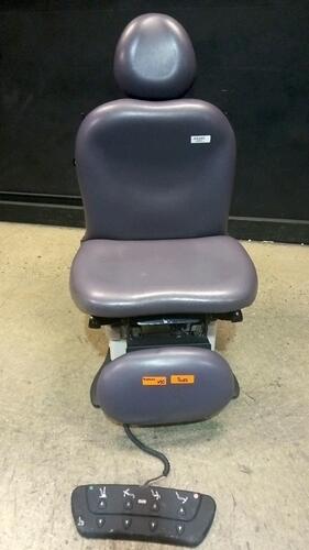 MIDMARK 630 POWER EXAM CHAIR