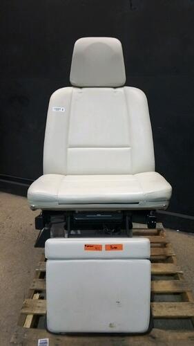 MIDMARK 411 POWER EXAM CHAIR