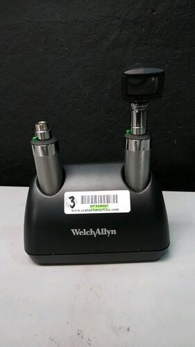 WELCH ALLYN OTO/OPTHALMOSCOPE WITH 7114X CHARGER & 1 HEAD