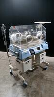 DRAGER ISOLETTE 8000 INFANT INCUBATOR