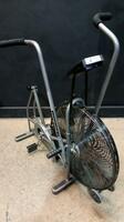 SCHWINN AIRDYNE EXERCISE BIKE