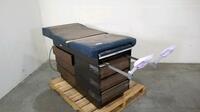 MIDMARK 104 EXAM TABLE