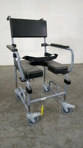 ACTIVE AID SHOWER CHAIR