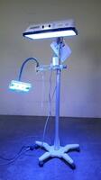 NATUS NEOBLUE/NEOBLUE MINI LED PHOTOTHERAPY LIGHT ON ROLLING STAND