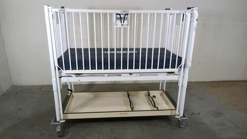 HARD INFANT CRIB