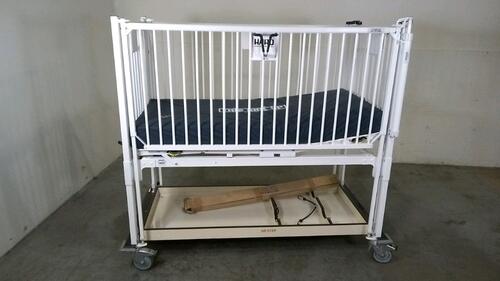 HARD INFANT CRIB