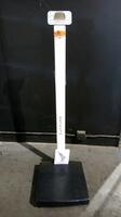 DETECTO DIGITAL PATIENT SCALE
