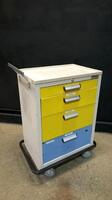 BLUE BELL BIO MEDICAL CRASH CART