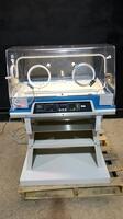 AIR SHIELDS ISOLETTE C300 INFANT INCUBATOR