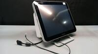 SPACE LABS XPREZZON PATIENT MONITOR