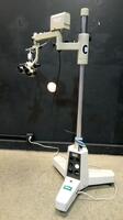 STORZ US-1 SURGICAL MICROSCOPE TO INCLUDE SINGLE MOUNT BINOCULAR WITH EYEPIECES BOTH (8X) BOTTOM LENSE (250MM) ON STAND